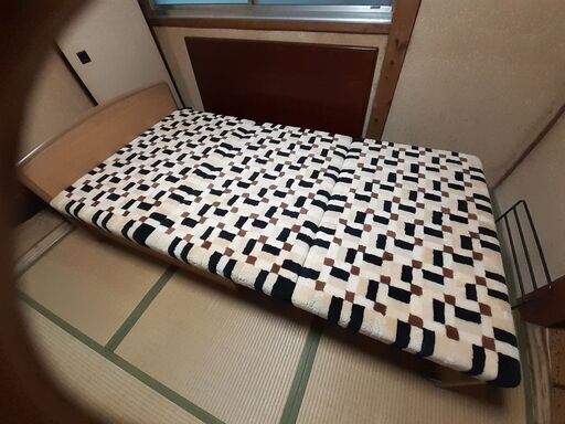 マルハチ製　ベッド・ソファー