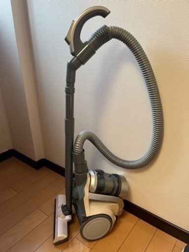 アイリスオーヤマ　サイクロンクリーナー　コンパクト　掃除機