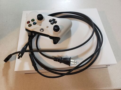 Xbox One X ホワイト スペシャル エディション 1tb