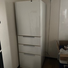 冷蔵庫あげます京急六浦まで取りに来れる方業者さんでも大丈夫です、