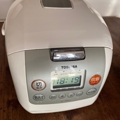 TOSHIBA東芝炊飯器 RC-10MFD ホワイト