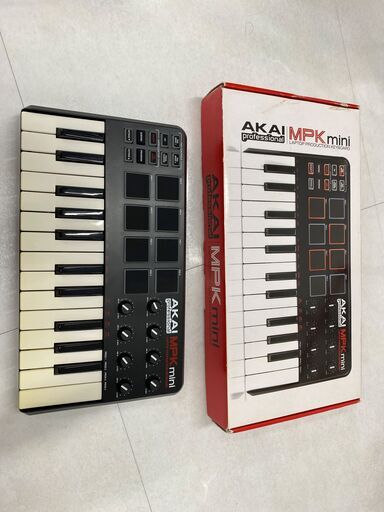 MIDIコントローラ AKAI MPK MINI
