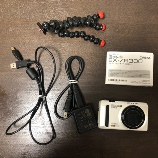 デジタルカメラ EXILM EX-ZR300