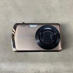 【デジタルカメラ】CASIO EXILIM  EX-Z330