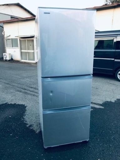 ①ET97番️330L️ TOSHIBAノンフロン冷凍冷蔵庫️