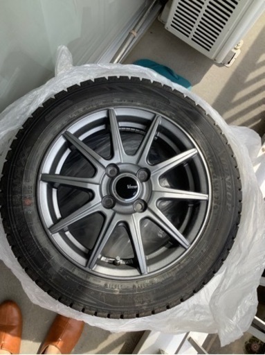 スタッドレスタイヤ　ダンロップ　155/65R14 75Q