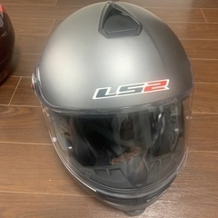 ヘルメット　LS2