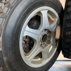 ヴォクシーに履いてたフルピン