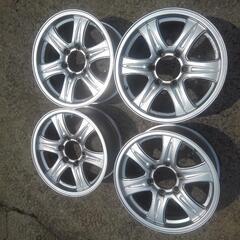 【値引きしました】17インチホイール　17×7.5J 6H139.7 タイヤ取り付け可能