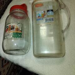 保存瓶と給水ポット