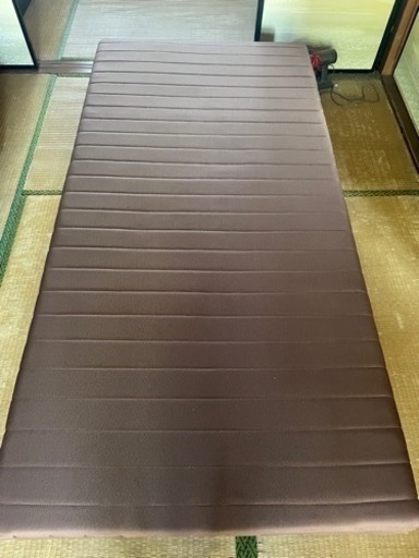 シングルベッド