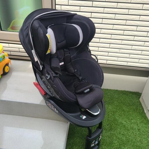 エールべべ　チャイルドシート　クルットフォーエス　AILEBEBE kurutto4s
