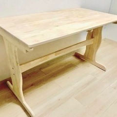 【90%off】頑丈でオシャレな木製テーブル