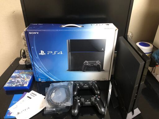 初期型PS4 500GB→2TB換装済み