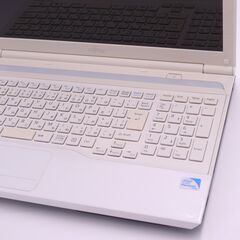 中古美品 15インチ ノートパソコン 富士通 AH42/K 高速SSD Wi-Fi有 Pentium