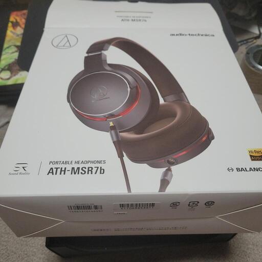 ヘッドフォン audio-technica ATH-MSR7b