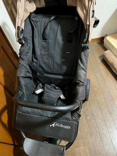エアバギー ココプレミア Air Buggy COCO モカ 三輪ベビーカー 新生児～４歳頃 ブレーキ搭載  レインカバー付き ベビー用品 赤ちゃん バブちゃん ベイビー BABY 激安 格安 破格 安い 特価 特売