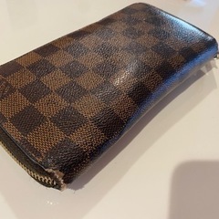 ルイヴィトン財布ラウンドファスナー