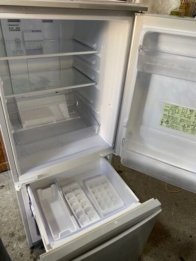 W0304 シャープ 2ドア冷蔵庫 2015年 137L