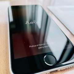 超美品】iPhone SE 第二世代 64GB Simフリー 保証あり オマケ付