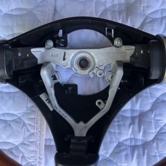 モモ ウッドステアリング