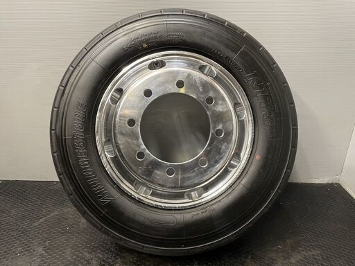 未使用品【BS R173 245/70R19.5 136/134J】1本【トラックホイール アルミ 19.5X6.75 L 147F 19.5インチ 8H PCD275 +147】ISO方式　(VVT507)クレジットカード QRコード決済可能