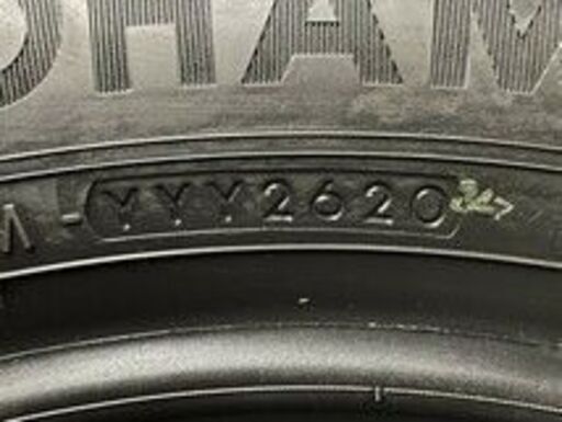 新品 YOKOHAMA ice GUARD iG60 215/55R17 17インチ スタッドレス 4本 2020年製 エスティマ ヴェゼル ジューク等　(VVT510)クレジットカード QRコード決済可能