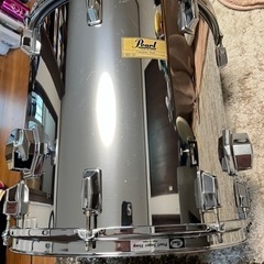 Pearl FX（ファイバーグラスシェル）フロアタム 16×16インチ YAMAHA製