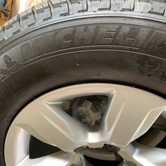 トヨタラウンドクルーザープラド　ほぼ新品ノーマルタイヤアルミホイール付き純正4本