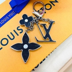 LOUIS VUITTON ヴィトン キーリング サックフルール エピ チャーム