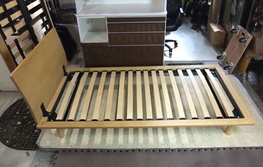無印良品 シングルベッド 幅103cm フレームのみ ウッドスプリング ヘッドボード付き ナチュラル MUJI 札幌市東区 新道東店