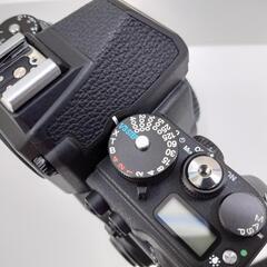 超美品 ニコン Df ボディ シャッター数2563回 バッテリー2個 フルサイズ 一眼レフカメラ Nikon 2オーナー品 60サイズ 引き取り 近隣無料配送可