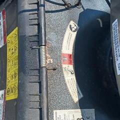 芝刈機、実働品、値下げします。