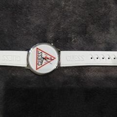 GUESS ゲス腕時計ホワイトラバーベルト 美品