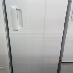 G5443 冷凍庫 ハイアール JF-NUF136A 2012年製 136L 3ヶ月保証 送料A