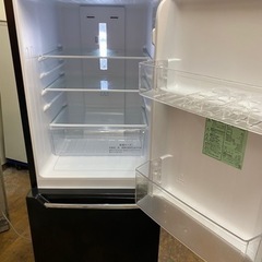 I357 ☆ Hisense 冷蔵庫 (150L・右開き) 2ドア 2020年製 ⭐動作確認済