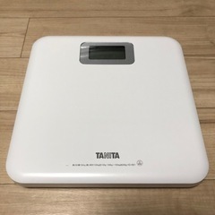 【引渡し決定】タニタ 体重計 小型 ホワイト HD-661 WH...