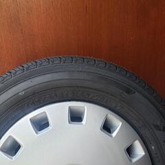 エブリイ タイヤ・ホイール・ホイールキャップ4本セット