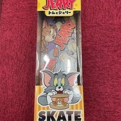 【新品】トムとジェリー　スケートボード　タイプB