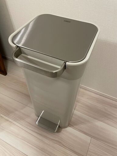 爆買い最新作 Joseph Joseph - Joseph Josephダストボックス 20Lの通販