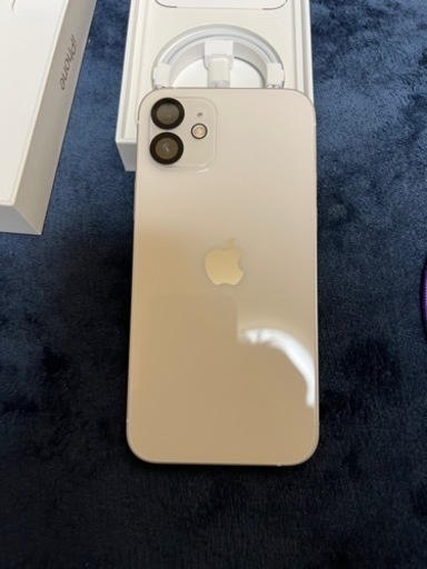 決まりました❗️iPhone12 SIMフリー ホワイト ほぼ新品 64