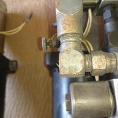 レッズ スタンダードポンプ