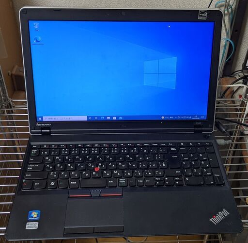 ノートパソコン（ThinkPadE 520/Corei3/SSD120GB Windows10）