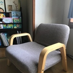 子供椅子　2個
