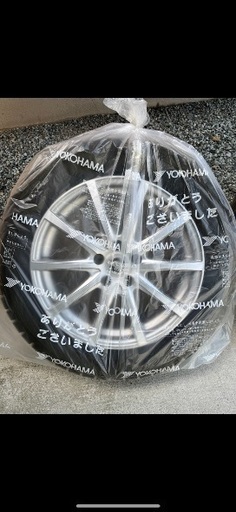 山形市内18インチのスタッドレスタイヤ&ホイール