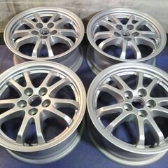 トヨタ15インチ【新車】50 プリウス【新車外し】トヨタ純正 カバー付き 50系 プリウス純正 PCD100 ラクティス カローラ ウィッシュ プレミオ 4本