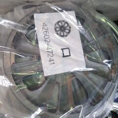 トヨタ15インチ【新車】50 プリウス【新車外し】トヨタ純正 カバー付き 50系 プリウス純正 PCD100 ラクティス カローラ ウィッシュ プレミオ 4本