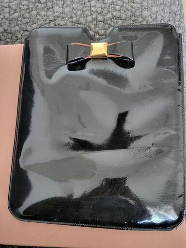 miu miu　iPadケース