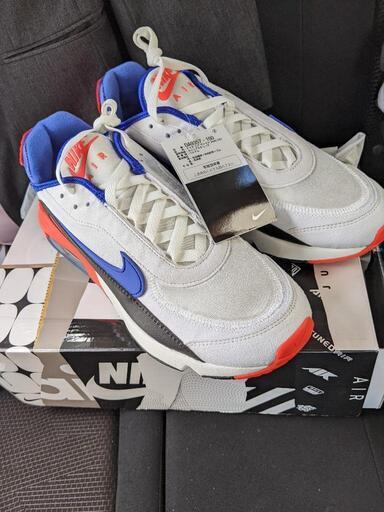 新品・未使用　NIKE　AIRMAX2090 EOI