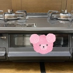 【受け渡し決定】ガスコンロ、冷蔵庫、洋服、机